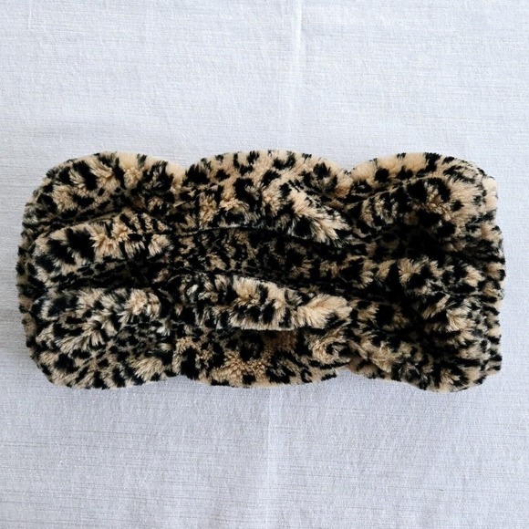 Vintage Hand Warmer Muffs Set Of Two Faux Fur Leopard Print Classic Midcentury - Picture 10 of 10